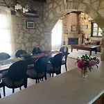 Kidoni Villas